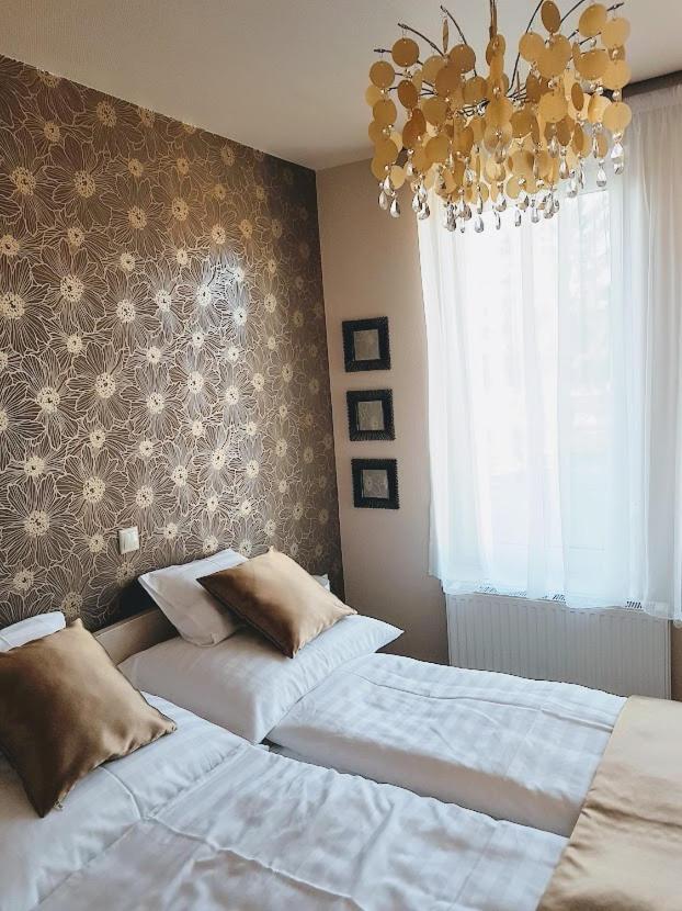Silver Lodge Apartment 1 Еґер Екстер'єр фото