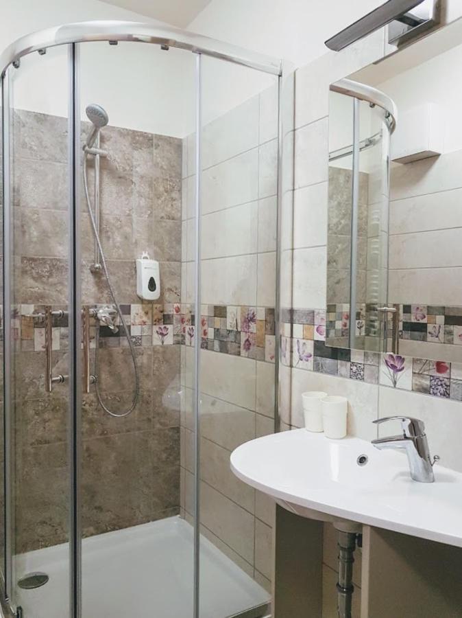 Silver Lodge Apartment 1 Еґер Екстер'єр фото
