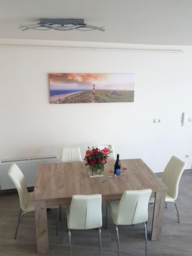 Silver Lodge Apartment 1 Еґер Екстер'єр фото